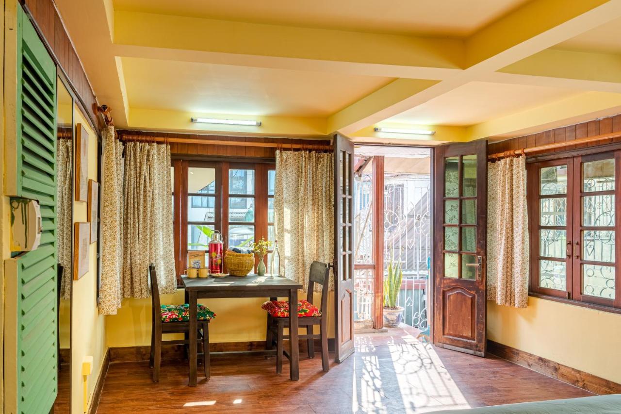 Hanoi Retro 80S Homestay Exterior foto